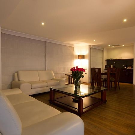 Suites Casa 95 Bogota Room photo