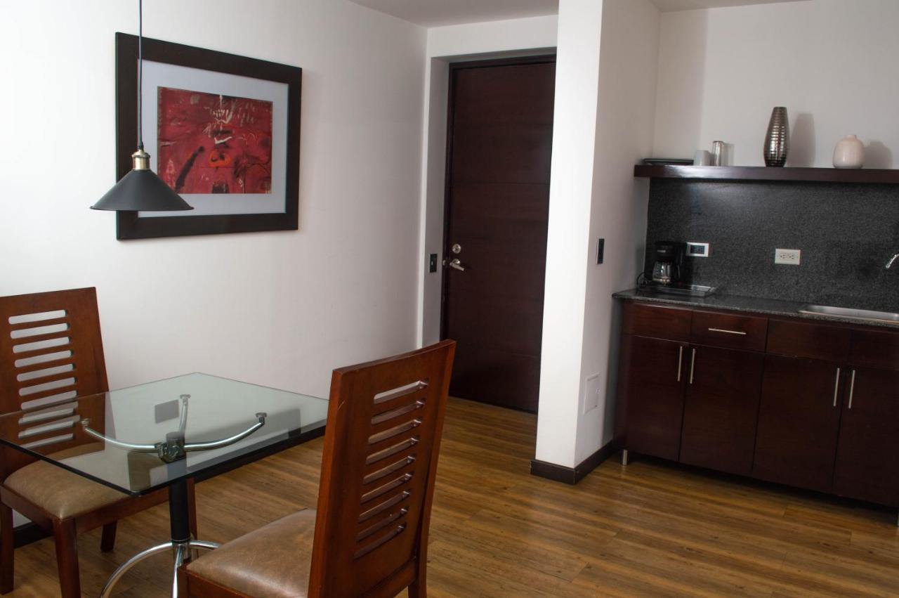 Suites Casa 95 Bogota Exterior photo