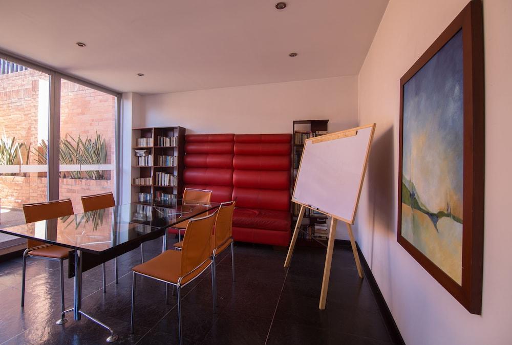 Suites Casa 95 Bogota Exterior photo